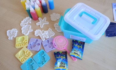 Własnoręcznie żelowe, kolorowe zwierzątka